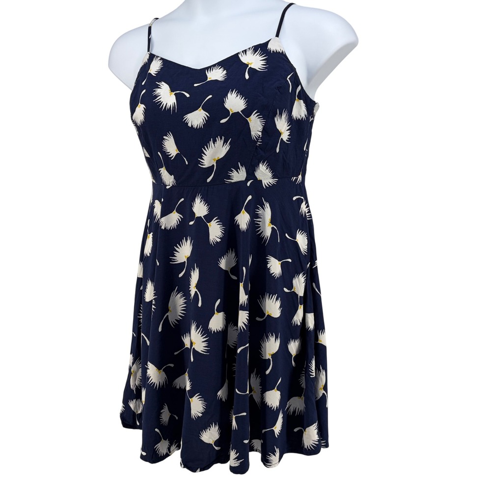 Old Navy Dress Women Large Blue Floral Fit and Flare Skater Smocked Back Mini